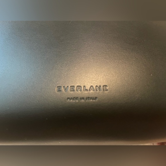 Everlane Form Bag Black Made in Italy NWT - Picture 5 of 8